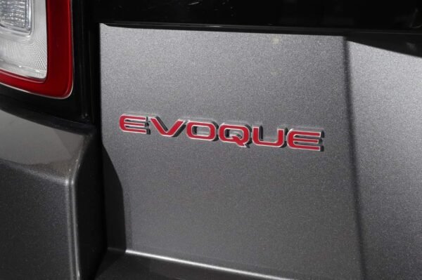 Land Rover Range Rover Evoque – Image 21