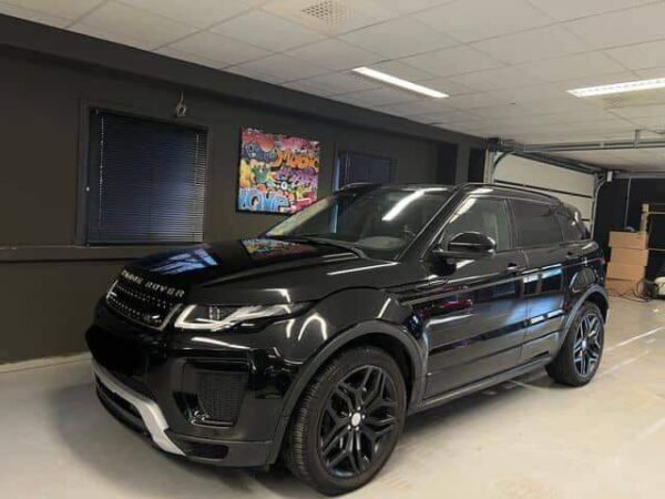Land Rover Range Rover Evoque – Image 10