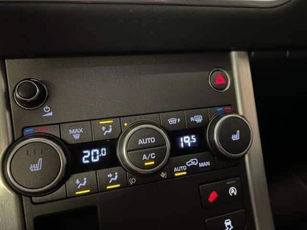 Land Rover Range Rover Evoque – Image 25