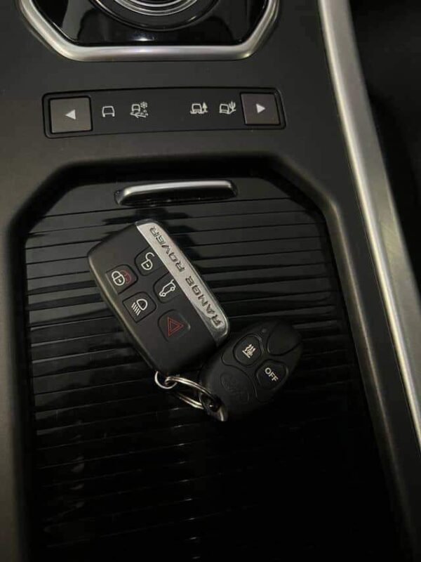Land Rover Range Rover Evoque – Image 24