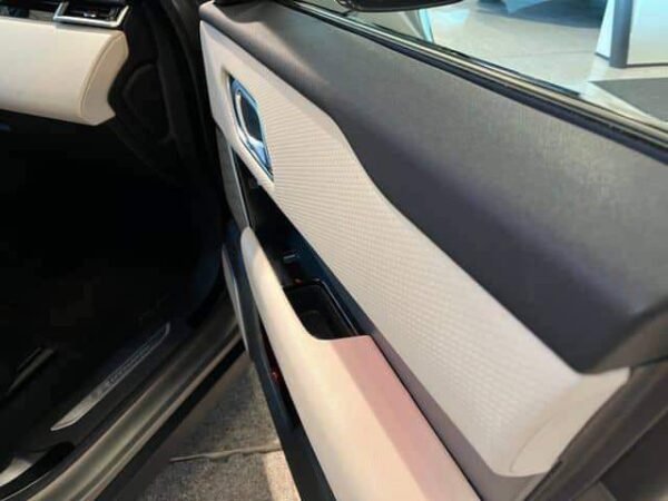 Range Rover Velar – Image 12