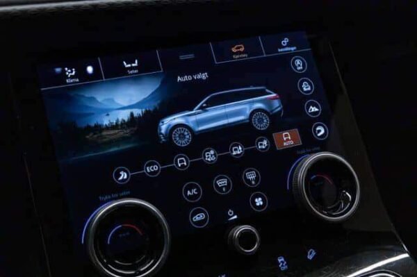 Range Rover Velar – Image 33