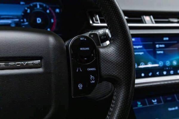 Range Rover Velar – Image 35