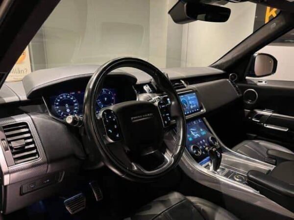 Range Rover Sport – Image 10