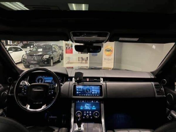 Range Rover Sport – Image 9