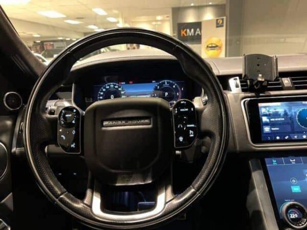 Range Rover Sport – Image 12