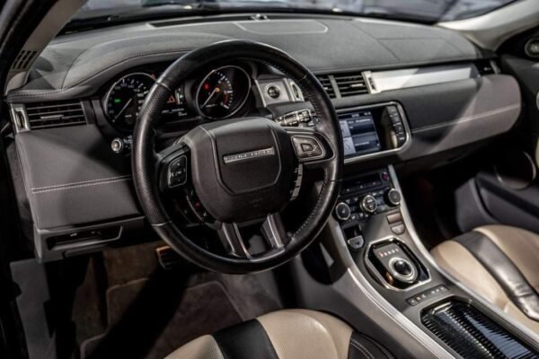 Range Rover Evoque – Image 9