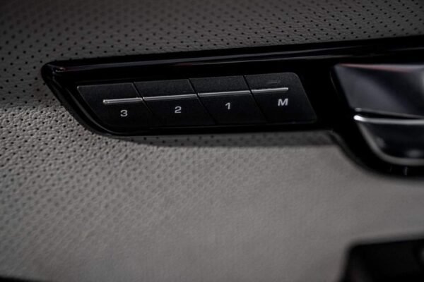 Range Rover Evoque – Image 19
