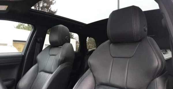 Range Rover Evoque  – Image 10