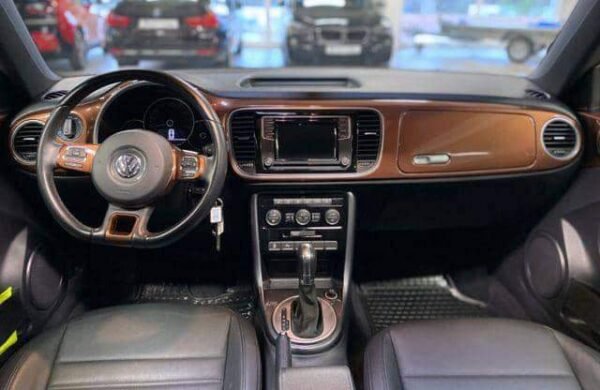 Volkswagen Beetle – Image 16
