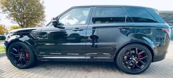 Range Rover Sport – Image 4