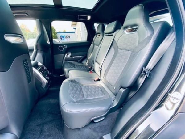Range Rover Sport – Image 13