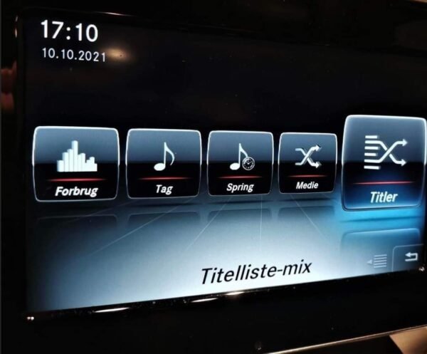 Mercedes-Benz CLA – Image 30