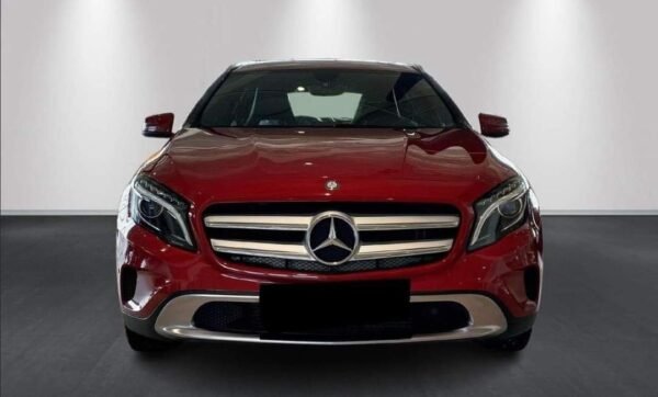 Mercedes-Benz GLA 200 CDI aut Urban – Image 3