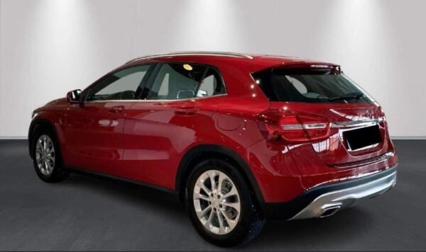 Mercedes-Benz GLA 200 CDI aut Urban – Image 9