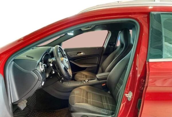 Mercedes-Benz GLA 200 CDI aut Urban – Image 12