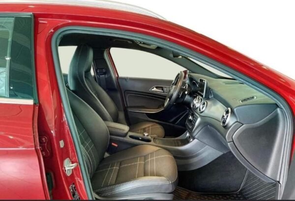 Mercedes-Benz GLA 200 CDI aut Urban – Image 13