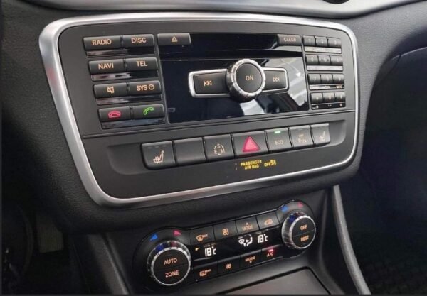 Mercedes-Benz GLA 200 CDI aut Urban – Image 25