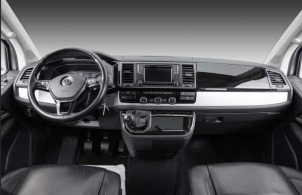 Volkswagen Caravelle – Image 12