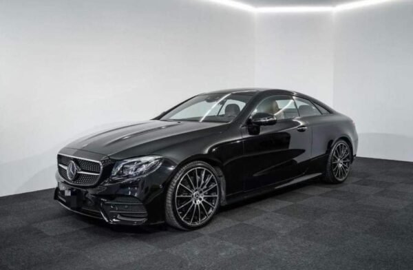 Mercedes-Benz E-Classe 200 Coupé AMG – Image 4