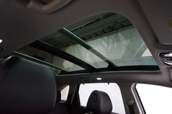 Kia Sorento – Image 32