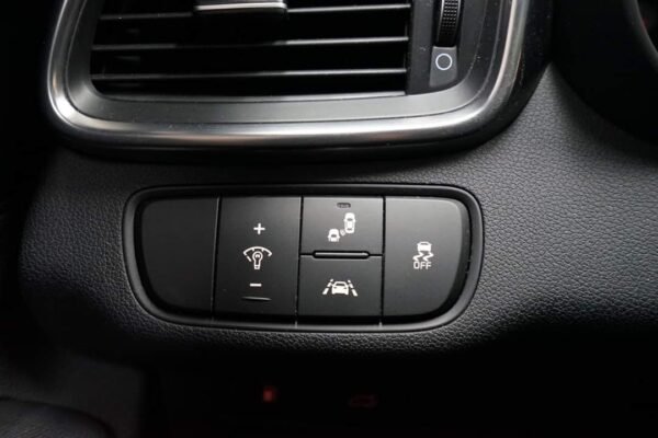 Kia Sorento – Image 44
