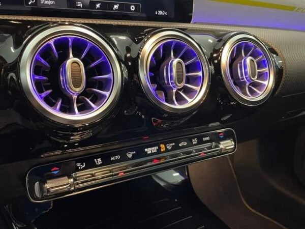 Mercedes-Benz Classe A180 – Image 20