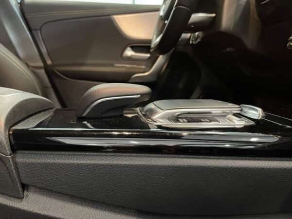 Mercedes-Benz Classe A180 – Image 25
