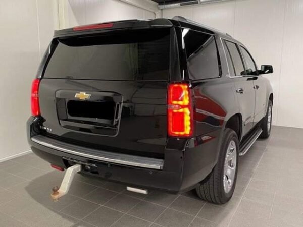 Chevrolet Tahoe LTZ – Image 10