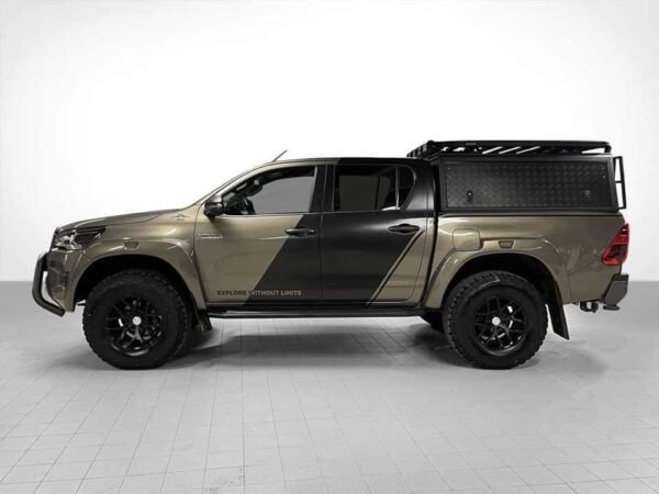 Toyota HiLux – Image 6