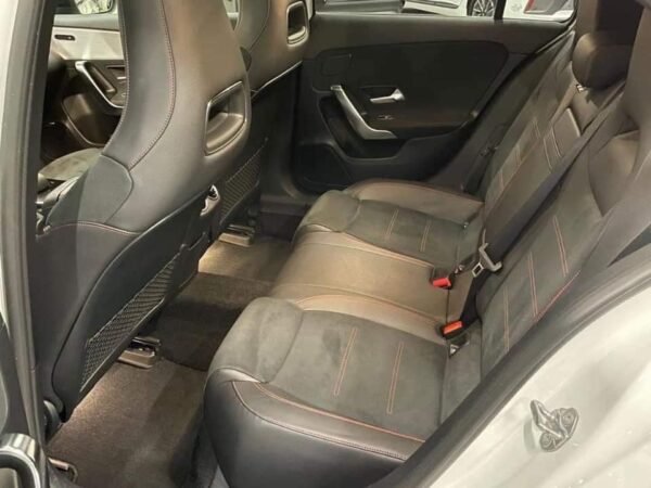 Mercedes-Benz Classe-A
200 – Image 23