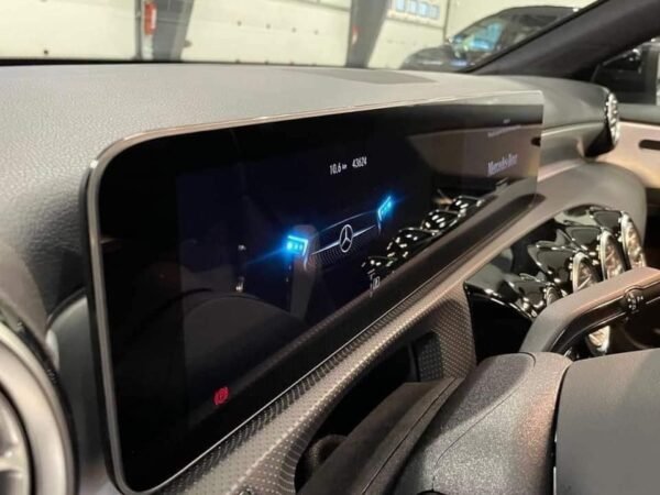 Mercedes-Benz Classe-A
200 – Image 40
