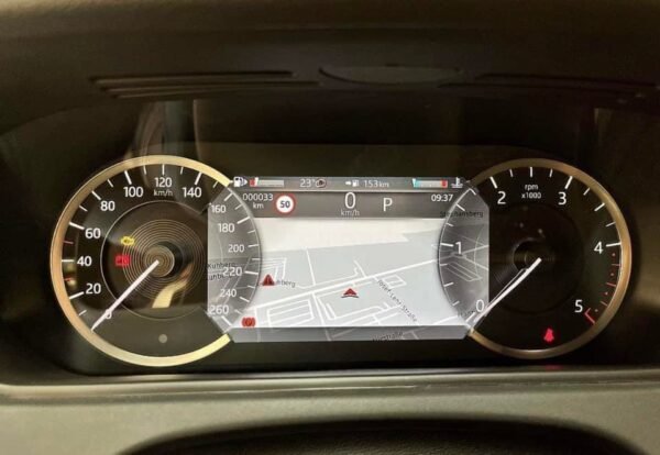 Land Rover Range Rover Velar – Image 8