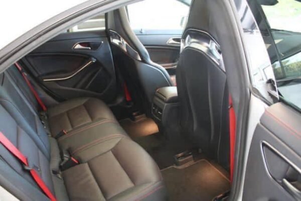 Mercedes-Benz CLA 45 AMG – Image 23