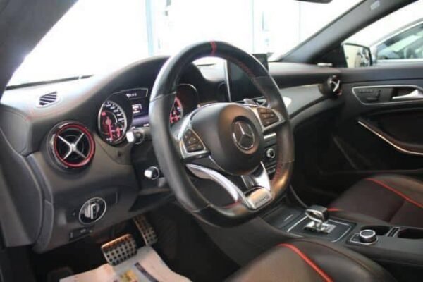 Mercedes-Benz CLA 45 AMG – Image 35