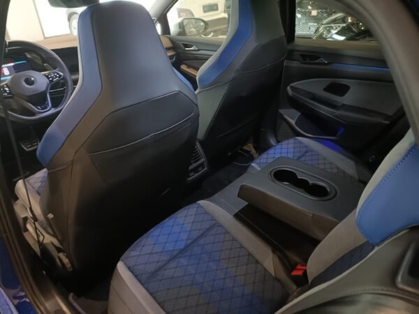 Volkswagen Golf 2.0 TSI R DSG 4Motion – Image 19