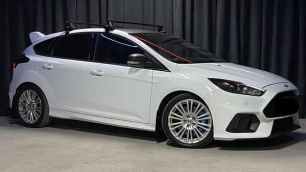 Ford Focus RS 350 CH – Image 18