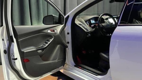Ford Focus RS 350 CH – Image 41