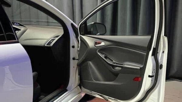 Ford Focus RS 350 CH – Image 50