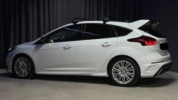 Ford Focus RS 350 CH – Image 10
