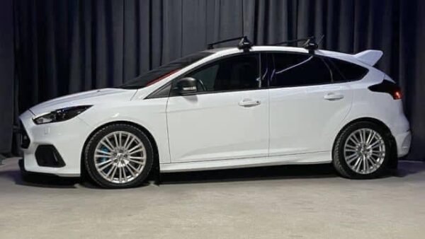 Ford Focus RS 350 CH – Image 14