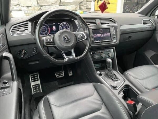 Volkswagen Tiguan – Image 11