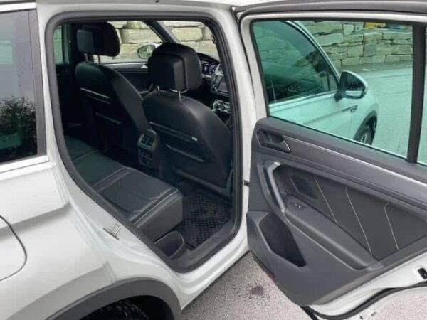Volkswagen Tiguan – Image 16