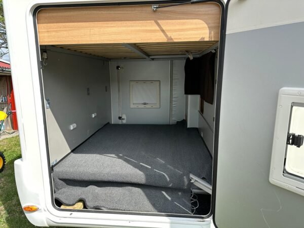 Camping-car Chausson Flash 11 M 13 (Alcôve) – Image 18