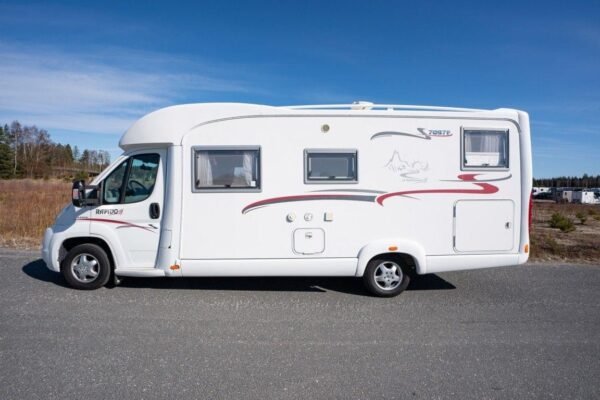 Camping-car Rapido 7097 F – Image 2