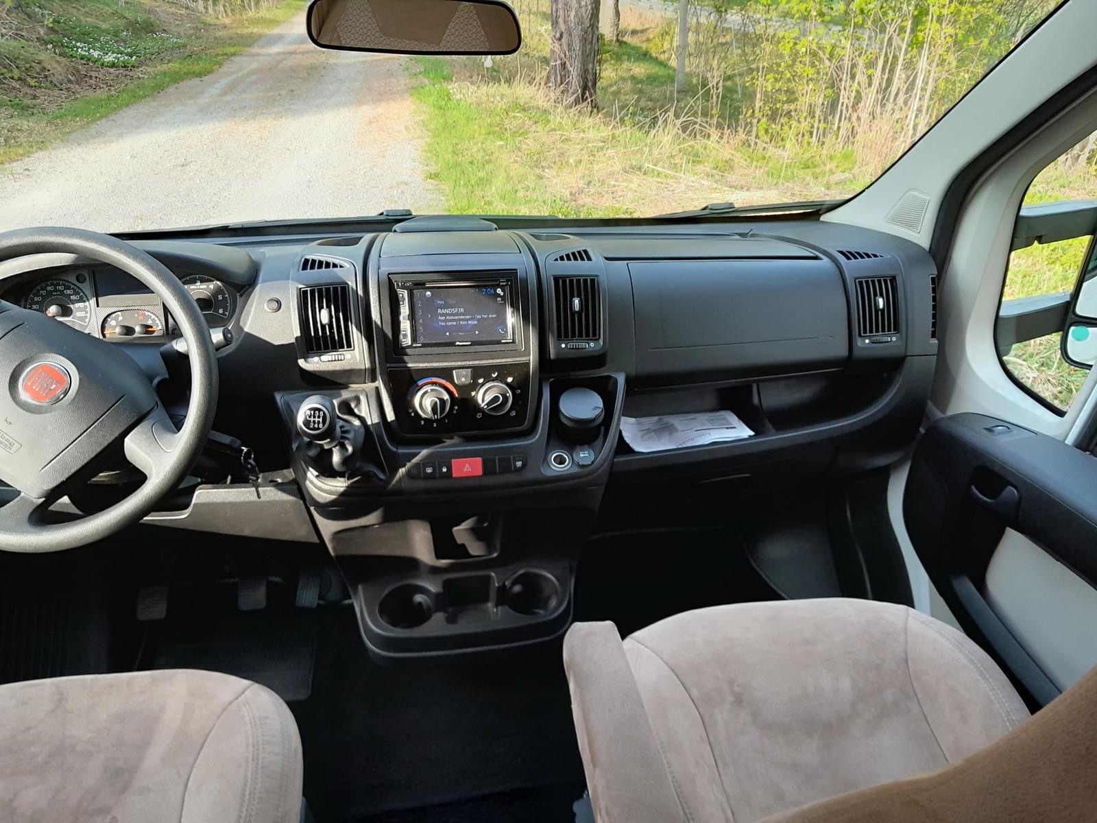 Camping-car Solifer Action T 738 – Image 12