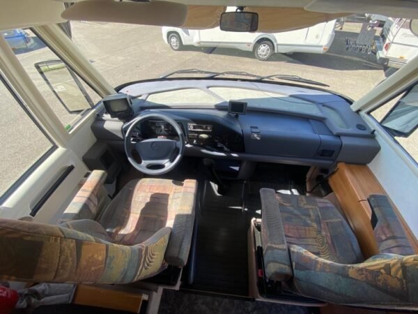 MERCEDES-BENZ HYMER 312 D (Camping-car) – Image 10