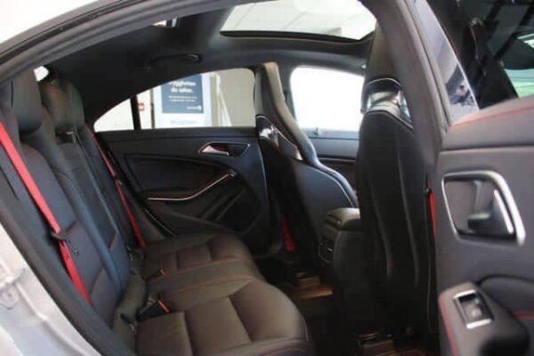 Mercedes-Benz CLA 45 AMG – Image 5