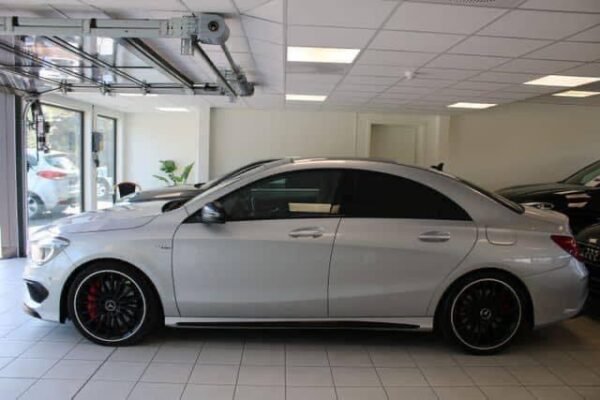 Mercedes-Benz CLA 45 AMG – Image 16