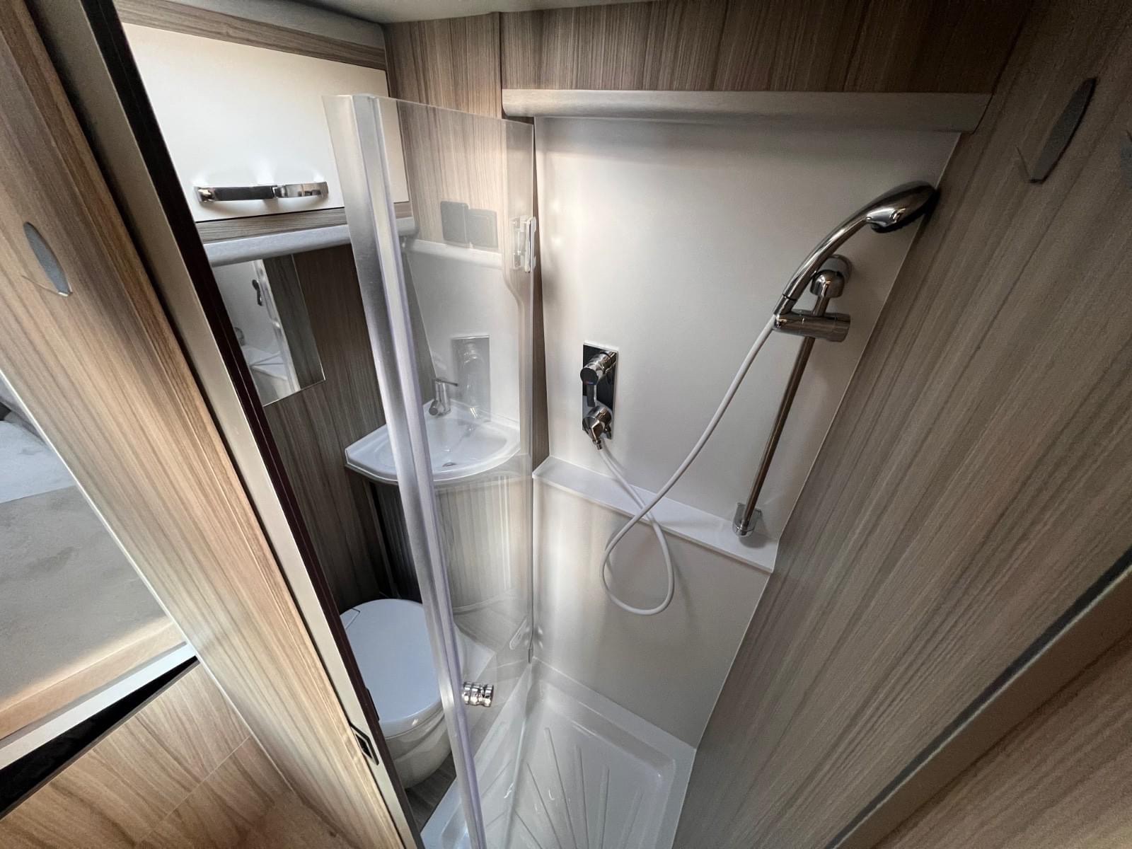 Camping-car Peugeot Boxer 4x4 MEGA mobile CLASSSIC 600 – Image 38